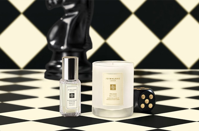 Complimentary Festive Duo With $250+ Purchase*